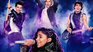 How long can julie's hologram story work? Julie And The Phantoms Bei Netflix Alle Infos Zu Cast Songs Und Staffel 2