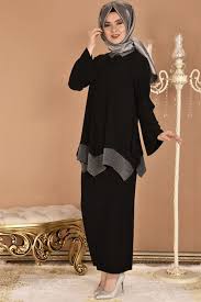Modahira Tesettur Tunik Etek Kombinleri Moda Tesettur Giyim Moda Stilleri Moda Tunik