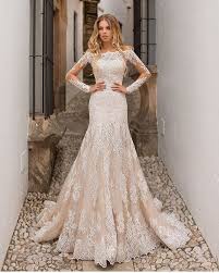 Pin By Dallas Warrington On Wedding Ideas Wedding Dress Necklines Blake Lively Wedding Dress Lace Mermaid Wedding Dress