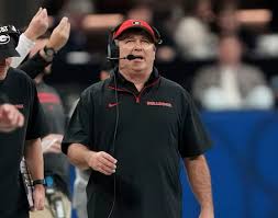 Kirby Smart 為教練投票的最後一票: 1. Ohio State 2. 聖母院3. Oregon 4. Georgia 5. Texas  6. 賓州7. Tennessee 8. Ole Miss 9. 博伊斯州10. Indiana Dawgs在教練隊和AP票選活動中都以第6名結束