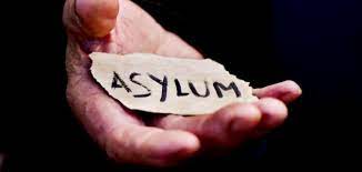 From latin asylum, from ancient greek ἄσυλον (ásulon). Ù…Ø§ Ù‡Ùˆ Ø­Ù‚ Ø§Ù„Ù„Ø¬ÙˆØ¡ Ø§Ù„Ø³ÙŠØ§Ø³ÙŠ Ù…ÙˆØ¶ÙˆØ¹