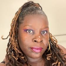 Arielle Julia Brown (@RELjulia)