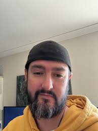 Mmm… feeling a little too good to be ignored 😘 I'm soft where it counts,  sweet when I want to be, and a whole fantasy when you book right 💋 But  let's