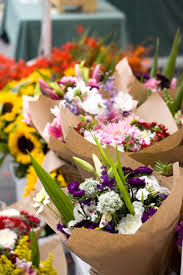 @opulenteventsau styled the day intending to bring in elements of the venue and the surrounding area for an organic feel. How To Create A Bouquet How To Arrange Flowers