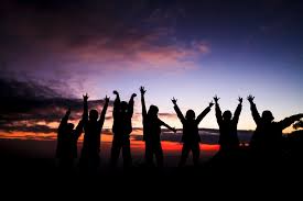 Es el día internacional de la amistad, una fecha perfecta para celebrar a la familia que elegimos y que se convierte en compañía de vida. Feliz Dia De La Amistad