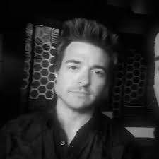 Douglasdavenport Peterhale