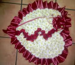 Bleeding heart flowers (dicentra spectabils). Heart Broken Full Heart Wreath Kreations Flowers Gifts Things