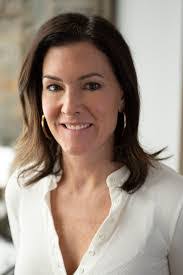 Lindsay Slaughter's Instagram, Twitter & Facebook