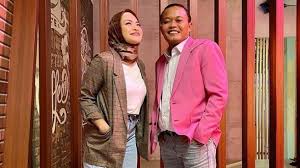 Menurut berbagai media nathalie sendri mengatakan bawah dalam video tersebut bukanlah dirinya itu hanya. Not Because Of Sule Nathalie Holscher Dismantles The Reason For Converting