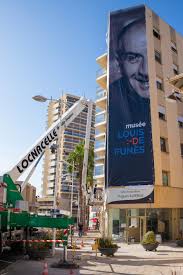 Ainsi, le grand public peut maintenant retrouver dans cette large exposition l'essentiel de ce qui a constitué l'univers du célèbre comédien comique. Le Musee Louis De Funes Prend Forme Ville De Saint Raphael