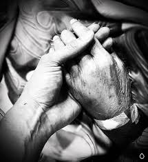 Kumpulan gambar hitam putih bw untuk diwarnai freewaremini. Doa Dan Ungkapan Hati Vino G Bastian Setelah Sang Ibu Meninggal Dunia Sedih Banget Okezone Muslim