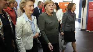 Ursula gertrud von der leyen (german: Von Der Leyen Ar Putea Deveni Prima Femeie Èef Al Ce Este Ginecolog Èi Are 7 Copii Stirileprotv Ro