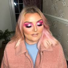Chloe Toner Makeup