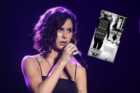 Na ihr lieben schönes wochenende. Lena Meyer Landrut Deutet Auf Instagram Schwieriges Verhaltnis Zu Ihrem Vater An Watson