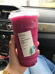 Starbucks Mango Dragonfruit Refresher In 2021 Healthy Starbucks Drinks Starbucks Drinks Cold Starbucks Drinks