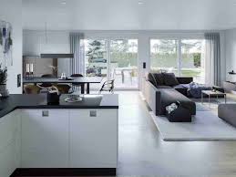 Situated in marquartstein, this apartment building is 1.1 mi (1.7 km) from hochplatten cable car and within 9 mi (15 km) of geigelstein cable car and strandbad ubersee. Bungalow Ambience 77 V4 Bien Zenker Wohn Esszimmer Wohnzimmer Mit Offener Kuche Offene Kuche Wohnzimmer