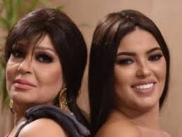 .فالشخص المبتسم سحر خاص يجذب الأنظار إليه ويخطف القلوب وتخفف من القلق والتوتر والضغوط التي يقابلها الإنسان في حياته ، كما أن الابتسامة يجازي الله عبده عليها ، وكيف لا وقد قال الرسول صلى. Ø§Ø¨Ù†Ø© ÙÙŠÙÙŠ Ø¹Ø¨Ø¯Ù‡ ØªØ®Ø·Ù Ø§Ù„Ø£Ù†Ø¸Ø§Ø± Ø¨Ø§Ø·Ù„Ø§Ù„Ø© ØºØ±ÙŠØ¨Ø© ÙˆØ¬Ø±ÙŠØ¦Ø© ØµØ¯Ù‰ Ø§Ù„Ø¥Ø¹Ù„Ø§Ù… 2019 10 18