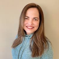 Shelly Branch's Instagram, Twitter & Facebook