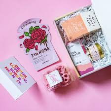 Happy Box Store Gift Boxes In 2020 Custom Gift Boxes Gift Boxes Online Custom Personalized Gifts