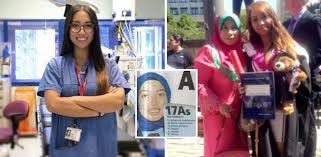 Rakan kami, hazrey ketika ini sedang melakukan temuramah bersama nur amalina che bakri yang sedang berada di uk menerusi skype. Biodata Dr Nur Amalina Che Bakri Denaihati