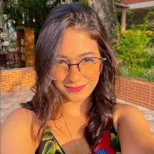 Fernanda Gomes (@fegomesprime)