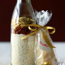 Weihnachtsgeschenke aus der küche sind perfekt als kleine präsente für jeden anlass, besonders aber für weihnachten. Geschenke Aus Der Kuche Rezepte Tipps Essen Und Trinken