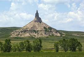 Towering To The Heavens Is How One Pioneer Described Chimney Rock The Most Recognized Landmark Along Historical Sites Chimney Rock Nebraska Travel Nebraska