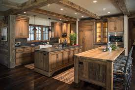 Woodland Chalet Imbues Rustic Elegance In Idaho S Sun Valley Rustic Modern Kitchen Rustic Kitchen Tables Rustic Kitchen Design