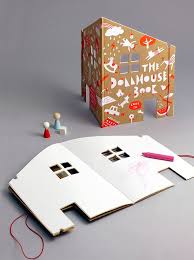The Dollhouse Book Maison De Poupee Diy Enfant Livres Faits Maison