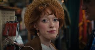 How 'Stranger Things' Did Vickie's Molly Ringwald Look