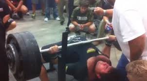 Watch A Texas High School Senior Bench Press 700 Pounds Video Total Pro Sports