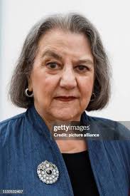 21 Mary Whitten Stock Photos, High-Res Pictures, and Images