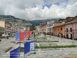 Earn free nights, get our price guarantee & make booking easier with hotels.com! Avenida 24 De Mayo Quito Scenes Views Street View