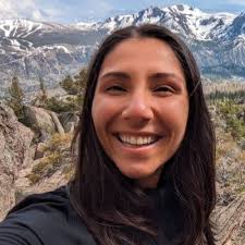 Karishma Irani (@karishma_irani)