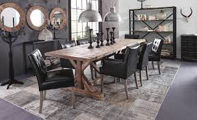 eine tafel zum dinieren der grosszugig rustikal e esstisch ladt zum kostlichen familiendinner und stundenlangen gesprache esstisch sitzgelegenheiten haus deko