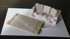 Beim geldgeschenke basteln sind gefaltete herzen wohl mit abstand die beliebteste falttechnik. Ein Sofa Zum Geburtstag Geschenke Zum 40 Geldgeschenke Verpacken Geldgeschenke Geburtstag