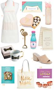 Best gifts for your mom: Gifts Under 150 For Your Mom This Mother S Day Mash Elle