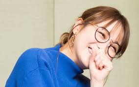 バカ 女王 動画