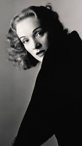 Irving penn altered our perception of beauty. The Photographs That Defined Irving Penn S Style Vanity Fair
