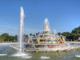 Parc Et Jardins Du Chateau De Versailles Fontaine Et Bassin De Latone Versailles Parc Et Jardin Chateau