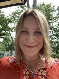 Nan Webb's Instagram, Twitter & Facebook