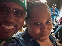 FCC 🩷🤞🏾 plus we got my cousin Tasha to come out and take a picture .  Love y'all