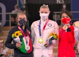 L'atleta statunitense fa seguito ai ritiri di domenica, della finale a squadre di martedì e delle gare individuali in programma giovedì. Vf52 F1bra9zvm