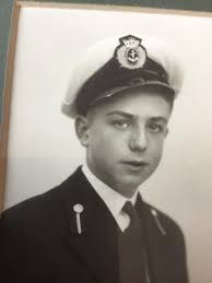 My dad worked in the offices at lord line as fishing clerk his name was Bob  Gadd