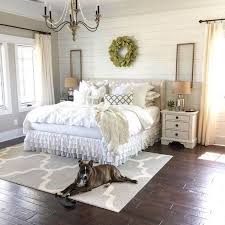 23 Farmhouse Bedroom Ideas In 2020 Modern Farmhouse Bedroom Farmhouse Bedroom Decor Home Decor Bedroom