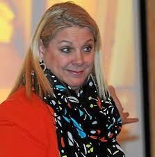 Body language and awards the focus at annual TriCounty Area Chamber of  Commerce event