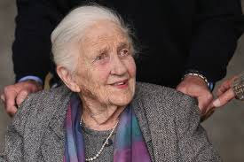 Dame Elisabeth Joy Greene Murdoch (1909-2012)