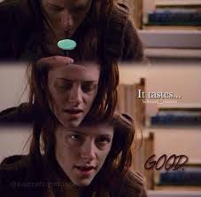 Am.... am I the only one that sees this, I hope I am not