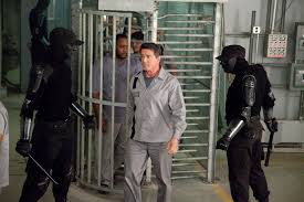 Sylvester stallone, arnold schwarzenegger, jim caviezel and others. Szupercella