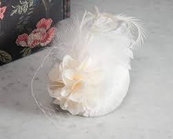White Wedding Fascinator Vintage Bridal Headdress Bride Hairpiece Champagne Wedding Veil Cream Bridal Hairstyle 2018 Wedding Trend 2018 Hochzeit Kopfschmuck Fascinator Vintage Hochzeit